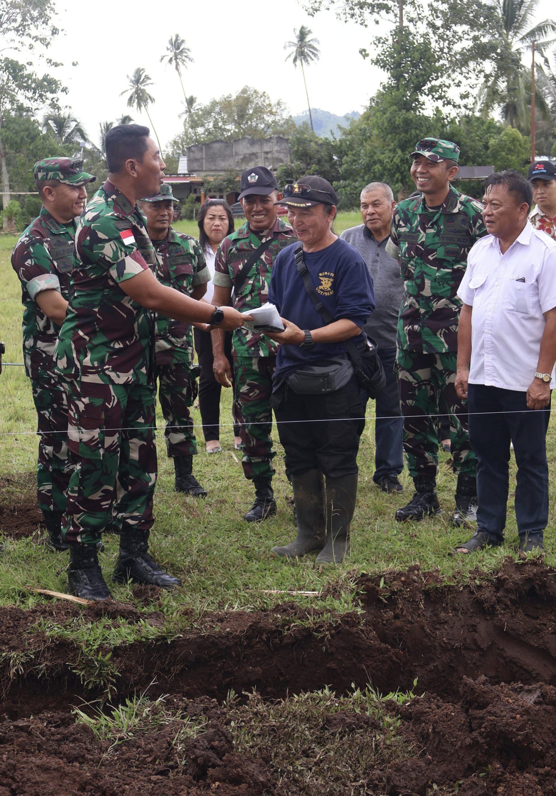 Kasdam XIII/Merdeka Tinjau Pembangunan Koperasi Merah Putih di Lolah III